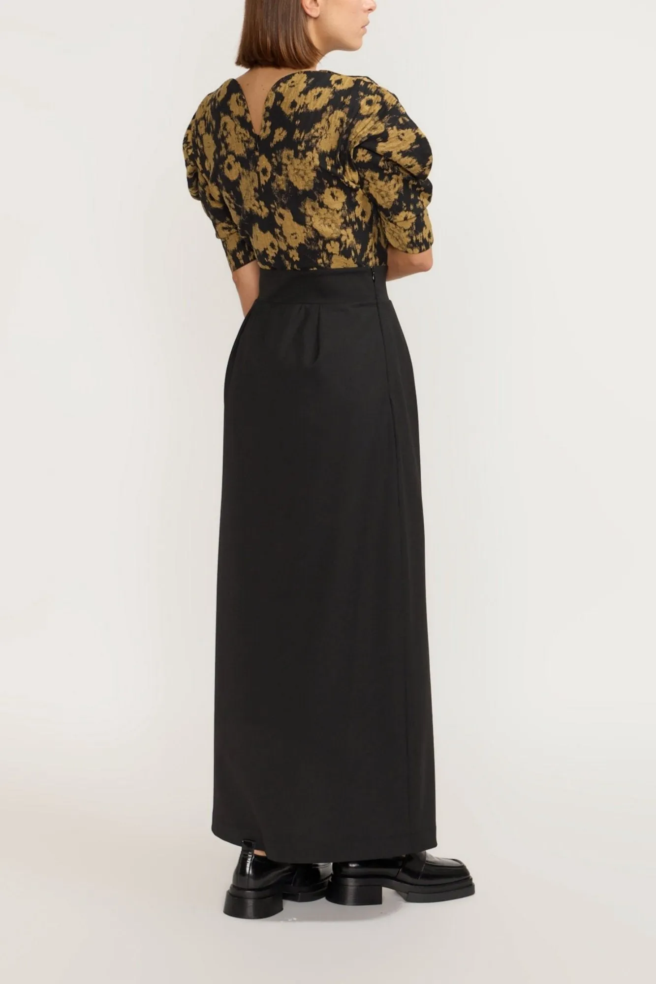 BLURRY BLACK & OCHRE Top with Puff Sleeves