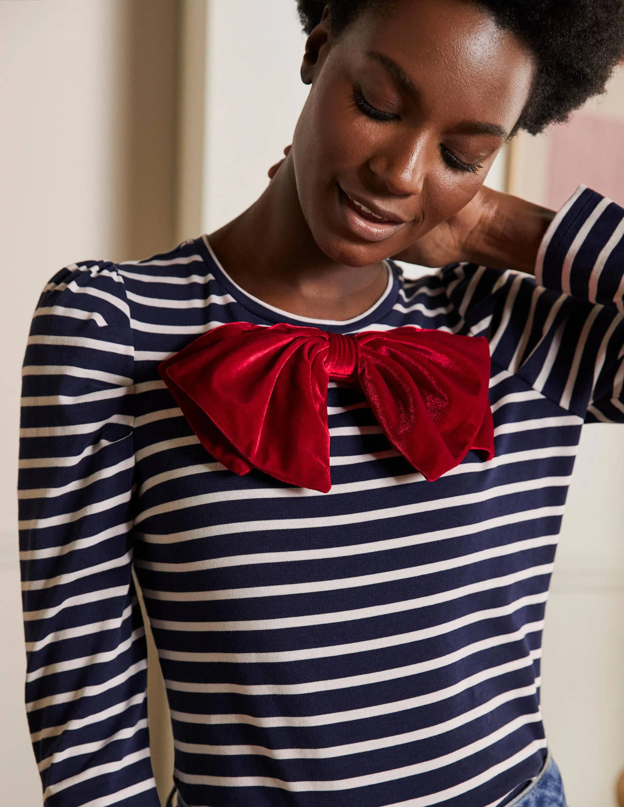 Imogen Breton-Navy/ Ivory Red Bow